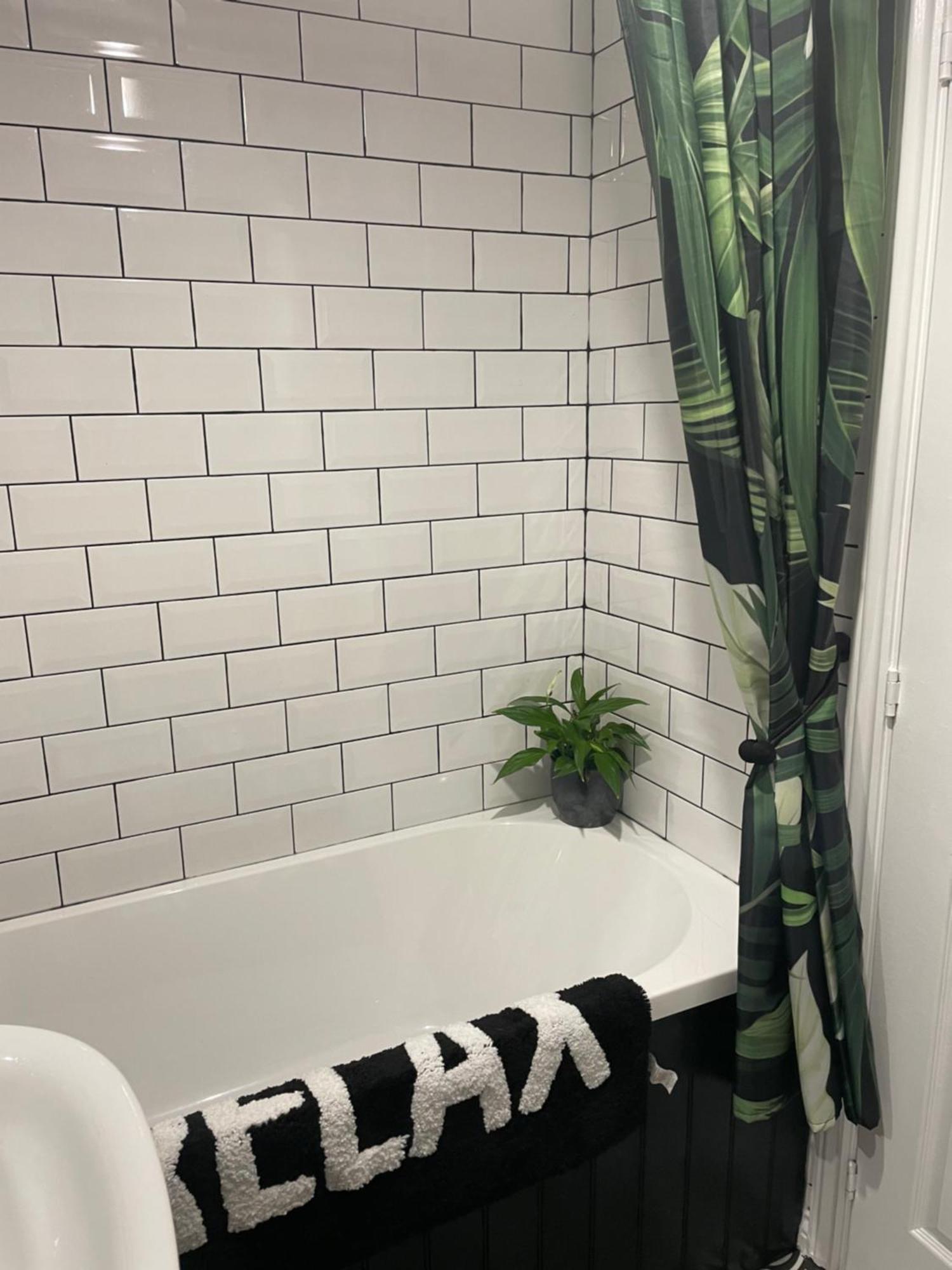 Cosy Home From Home With Private Bathroom - Free Parking คาร์ดิฟฟ์ ภายนอก รูปภาพ